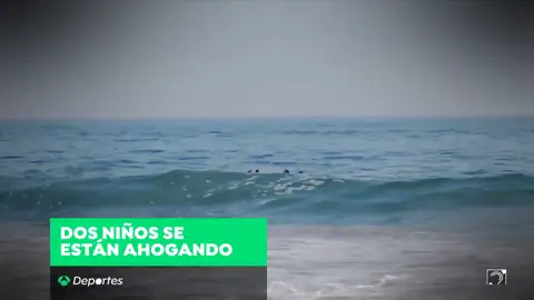 Dos surfistas salvan a dos niños en Galicia Dos surfistas salvan a dos niños en Galicia