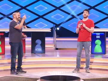 El gesto absurdo de Óscar, de ‘Los dispersos’, que requiere una explicación en ‘¡Boom!’ El gesto absurdo de Óscar, de ‘Los dispersos’, que requiere una explicación en ‘¡Boom!’