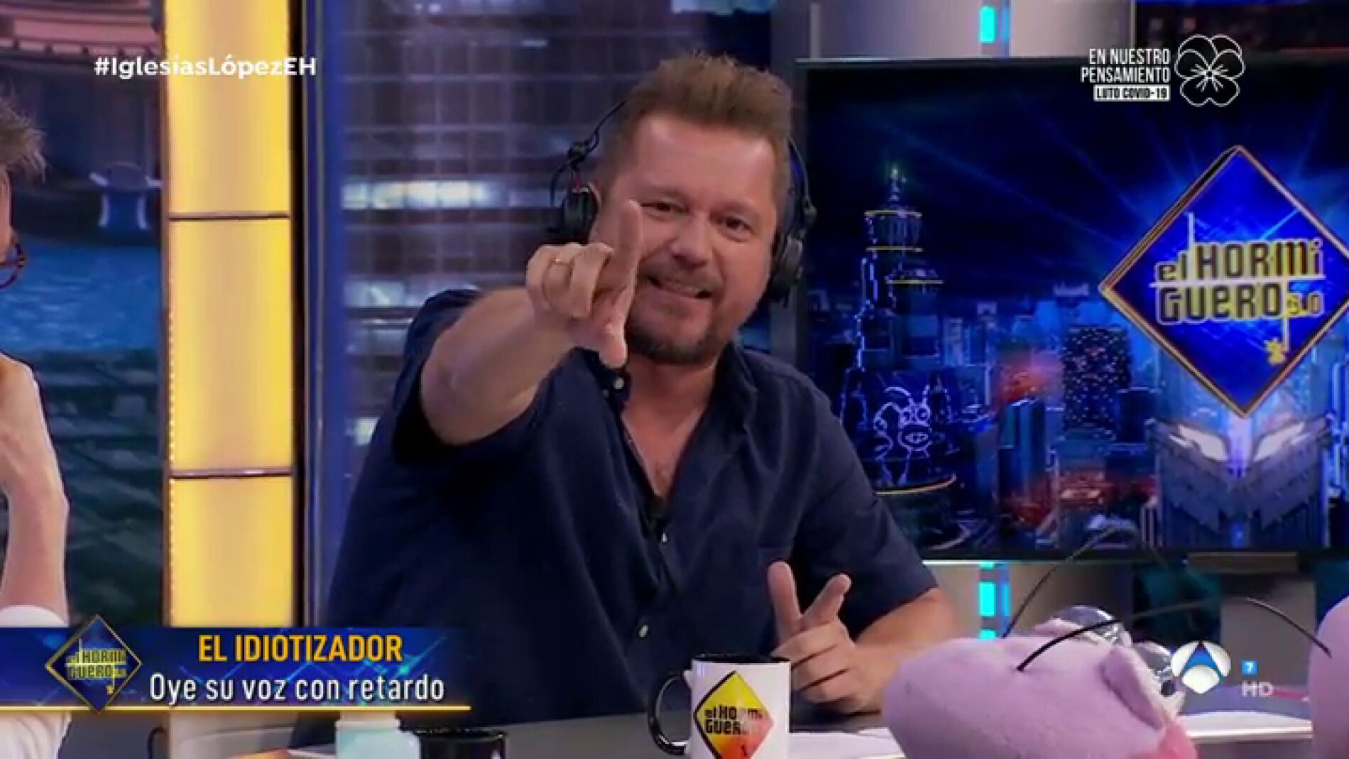 La teor&iacute;a de cuerdas y las posturas de yoga favoritas de Pablo Motos: las divertidas explicaciones con el 'idiotizador'