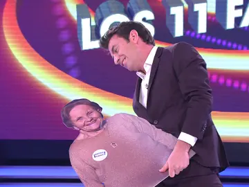 Alguien que te mire como Arturo Valls a Palmira: así baila un mambo con su doble en ‘¡Ahora caigo!’ Alguien que te mire como Arturo Valls a Palmira: así baila un mambo con su doble en ‘¡Ahora caigo!’