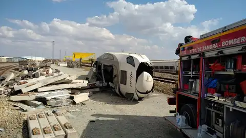 Descarrila un tren Alvia en Zamora Descarrila un tren Alvia en Zamora