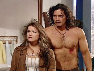 Danna García y Mario Cimarro como Norma Elizondo y Juan Reyes en 'Pasión de Gavilanes'