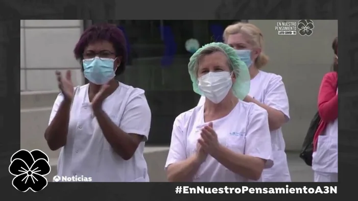 Homenaje a los sanitarios Homenaje a los sanitarios