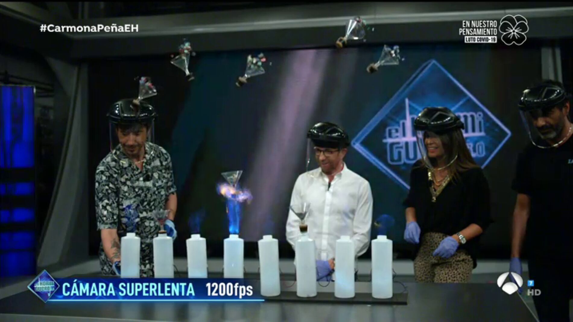 La explosiva y asustadiza ciencia de Marron que ha inundado el plat&oacute; de confeti