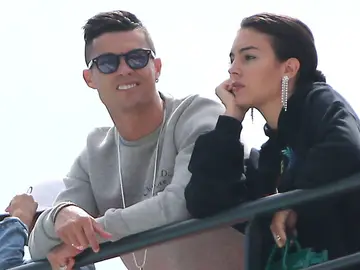 Cristiano Ronaldo y Georgina Rodríguez  Cristiano Ronaldo y Georgina Rodríguez