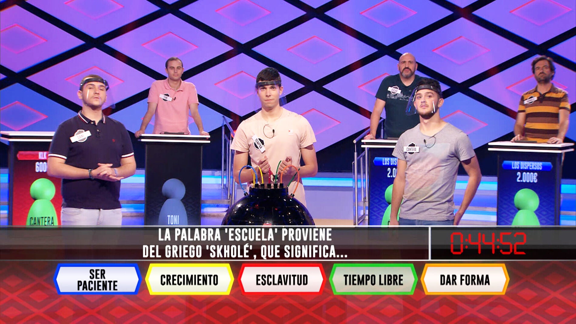 La curiosa etimolog&iacute;a de la palabra &lsquo;escuela&rsquo; rompe los sue&ntilde;os del equipo &lsquo;KLK&rsquo;