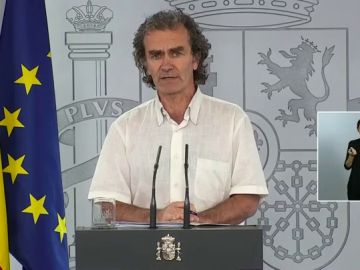 Fernando Simón, sobre el desfase de datos: "No creo que sea sensato pregonar que los 43.000 fallecidos sean por coronavirus"