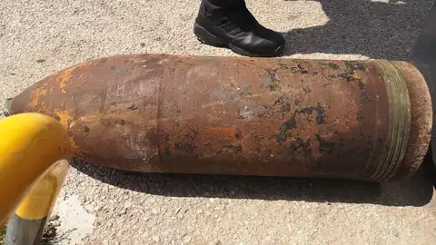 Aparece un obús de la Guerra Civil junto a un colegio en Palma de Mallorca Aparece un obús de la Guerra Civil junto a un colegio en Palma de Mallorca