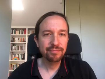 Pablo Iglesias acusa a "la derecha del berrinche y la cacerola" de intentar influir en poderes del Estado