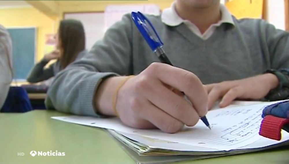 CSIF denuncia presiones a los profesores para que hagan aprobados generales