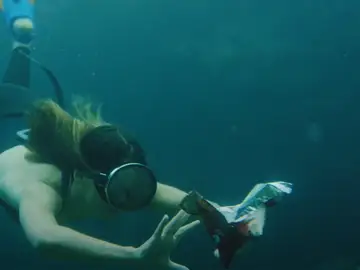 La surfista Garazi Sánchez dirige 'Vergüenza' La surfista Garazi Sánchez dirige 'Vergüenza'