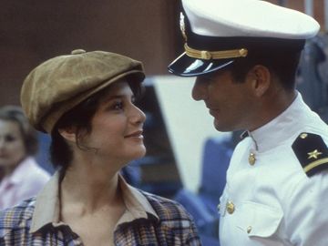 Debra Winger y Richard Gere en 'Oficial y caballero'