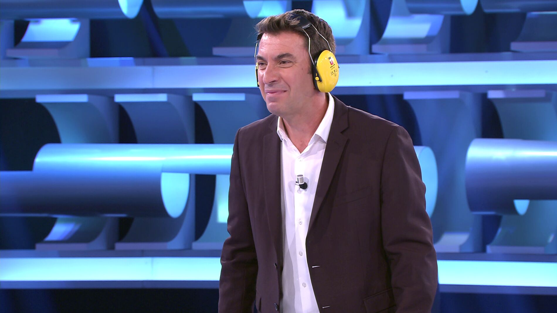 La dr&aacute;stica decisi&oacute;n de Arturo Valls para salvar su salud auditiva en &lsquo;&iexcl;Ahora caigo!&rsquo; 