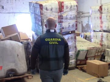 La Guardia Civil encuentra 5.000 toneladas de tóneres de impresión usados