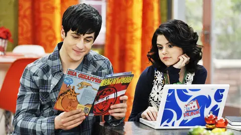 David Henrie y Selena Gomez en 'Los magos de Waverly Place' David Henrie y Selena Gomez en 'Los magos de Waverly Place'