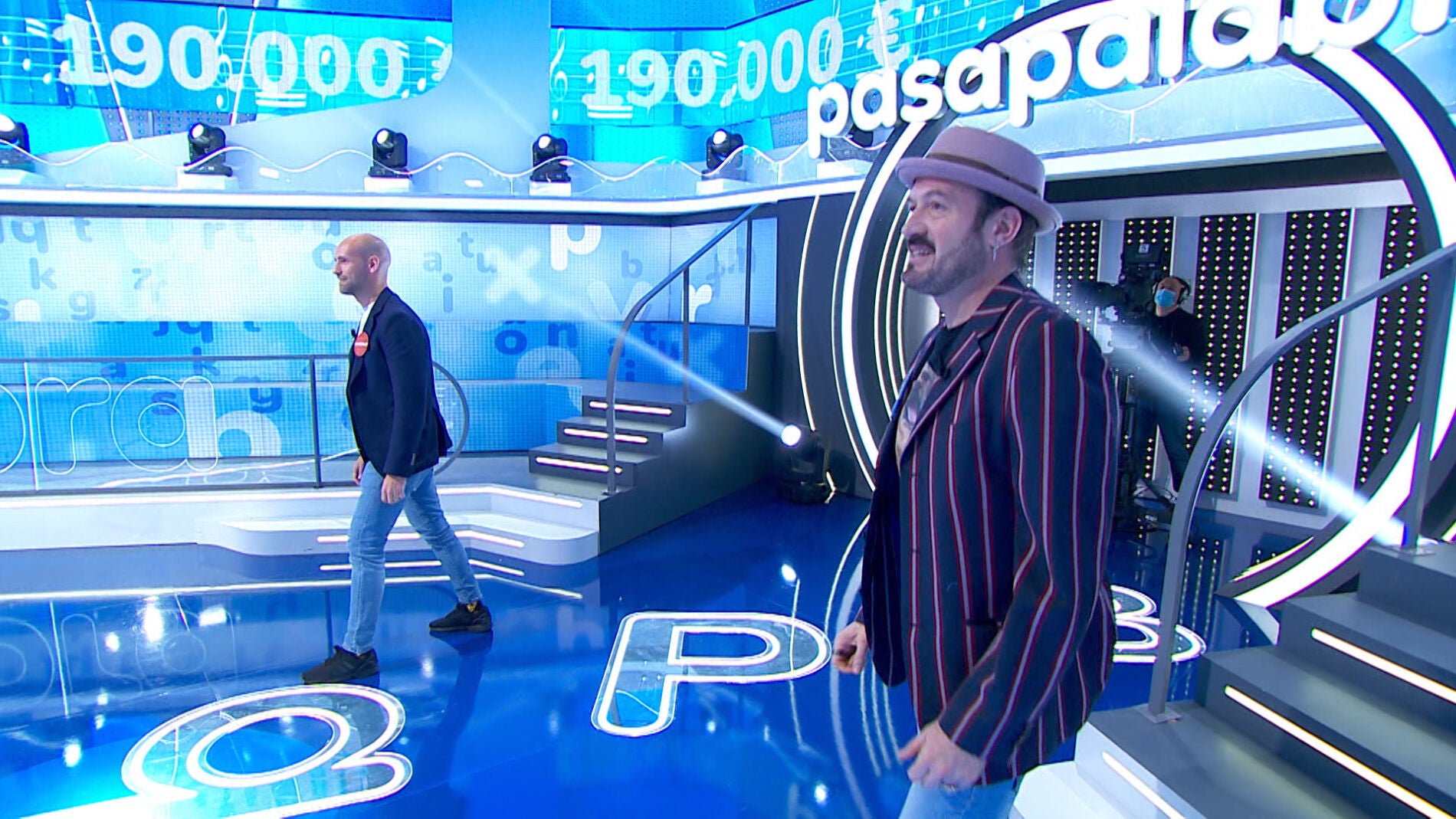 &Aacute;lex O'Dogherty y Gonzalo Mir&oacute; le a&ntilde;aden emoci&oacute;n a &lsquo;La Pista&rsquo; con una carrera por &lsquo;Venezia&rsquo;
