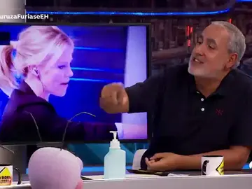 La polémica sobre la visita de Charlize Theron: las imágenes que demuestran lo sucedido en 'El Hormiguero 3.0' La polémica sobre la visita de Charlize Theron: las imágenes que demuestran lo sucedido en 'El Hormiguero 3.0'