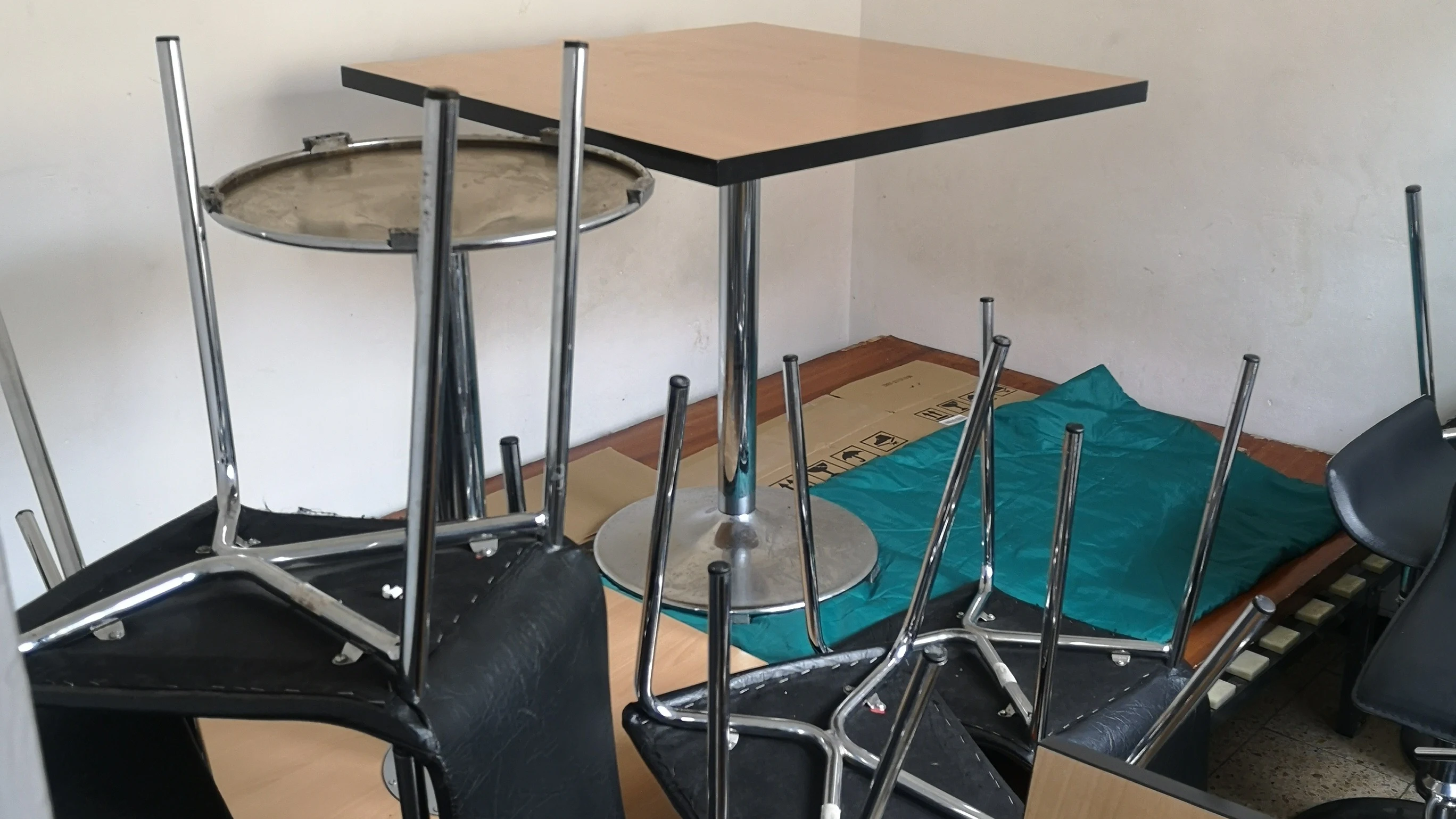 Denuncian a un hombre que utilizaba su vivienda como un bar durante el estado de alarma