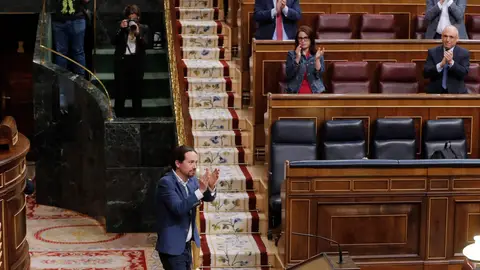 Iglesias, aplaudido en el Congreso Iglesias, aplaudido en el Congreso