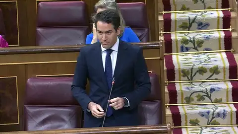 Rifirrafe entre Pablo Iglesias y Teodoro García Egea: "Usted es un pésimo vicepresidente pero un buen amigo" Rifirrafe entre Pablo Iglesias y Teodoro García Egea: "Usted es un pésimo vicepresidente pero un buen amigo"
