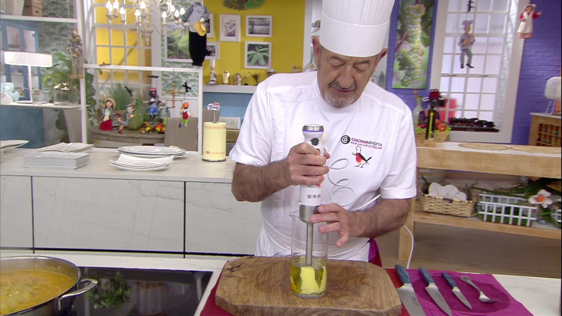Karlos Arguiñano se atreve con un nuevo ingrediente para hacer mayonesa casera