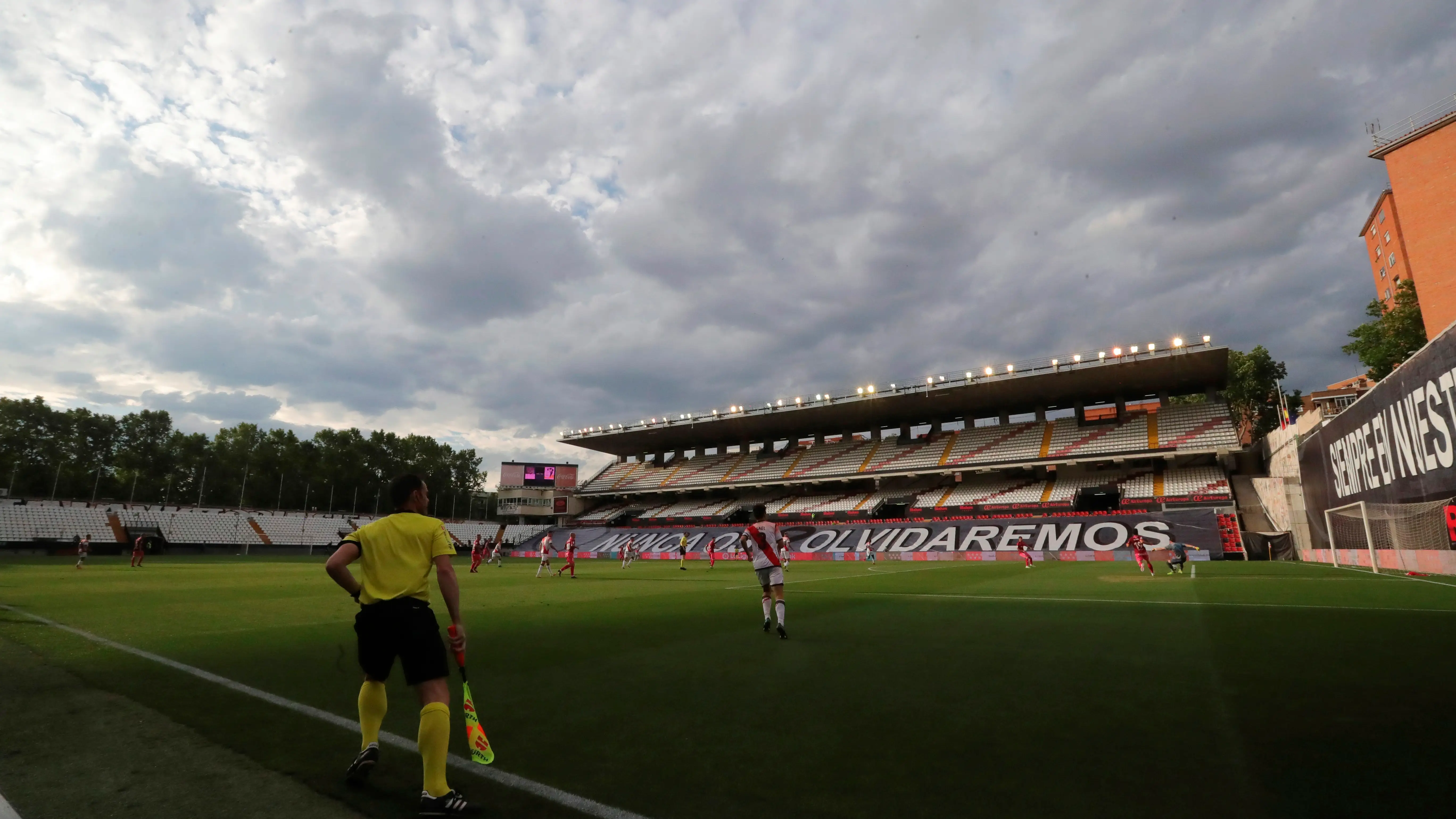 La grada del Estadio de Vallecas La grada del Estadio de Vallecas