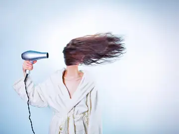 Secándose el pelo Secándose el pelo