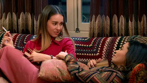 Luisita confía en el cambio: “¿Alguna vez podremos ir de la mano o besarnos en mitad de la plaza?” Luisita confía en el cambio: “¿Alguna vez podremos ir de la mano o besarnos en mitad de la plaza?”