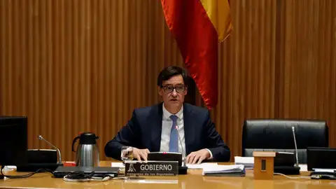 El ministro de Sanidad, Salvador Illa, explica en comisión parlamentaria la evolución de la pandemia del coronavirus, este jueves, en el Congreso de los Diputados. El ministro de Sanidad, Salvador Illa, explica en comisión parlamentaria la evolución de la pandemia del coronavirus, este jueves, en el Congreso de los Diputados.