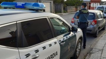 Una anciana detenida por rayar 17 coches en O Grove, Pontevedra