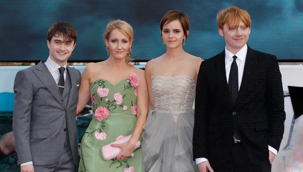 Daniel Radcliffe, J.K. Rowling, Emma Watson y Rupert Grint 