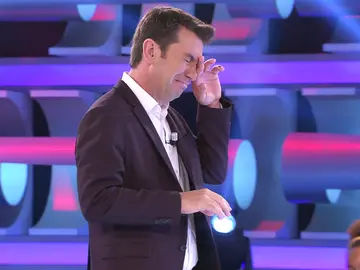 Arturo Valls se emociona con el genial baile 'fuetero' de 'Los 11 fantásticos' Arturo Valls se emociona con el genial baile 'fuetero' de 'Los 11 fantásticos'