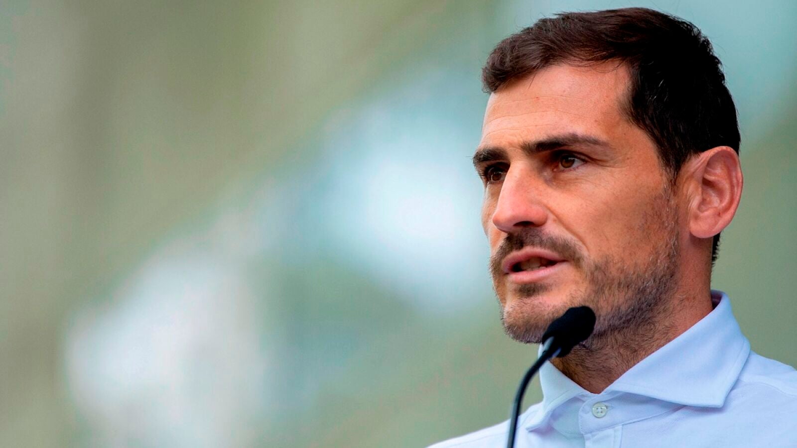 Iker Casillas anuncia su retirada como futbolista