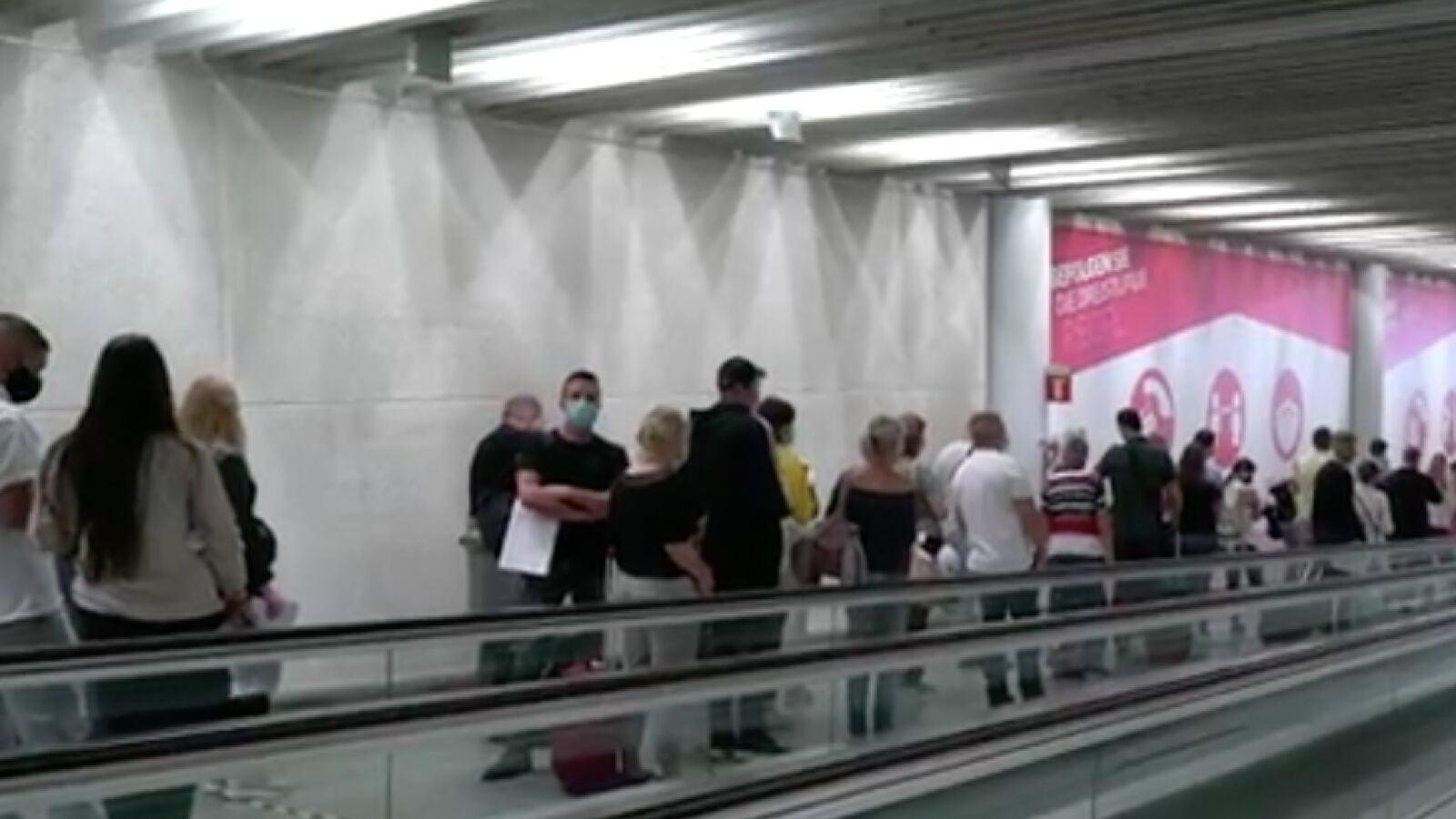 Los primeros turistas alemanes que llegan a las islas Baleares: 