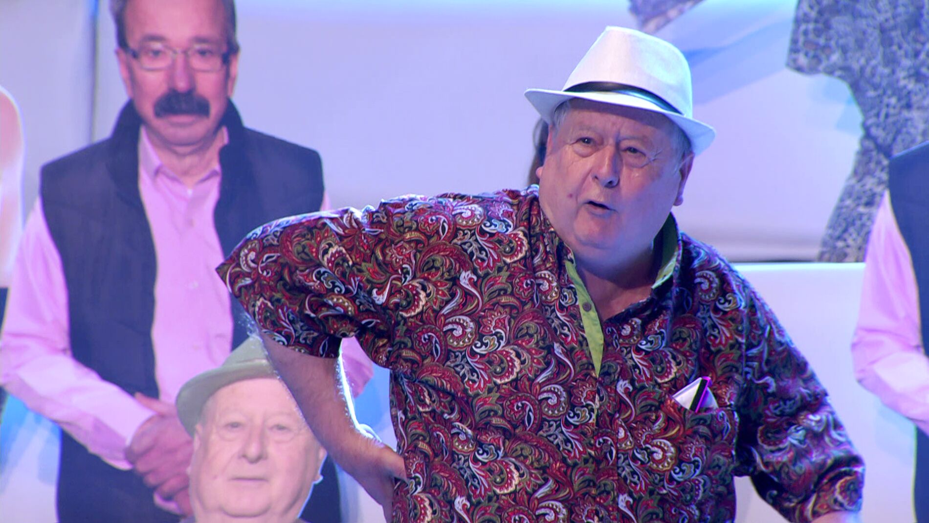 El señor del Tirol vuelve a imitar a Chiquito de la Calzada: así ha mejorado durante la ‘cuarentena’