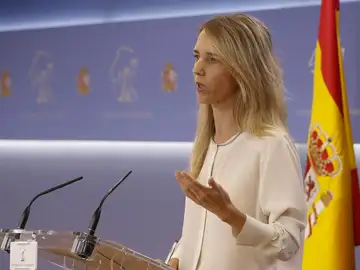 Álvarez de Toledo dispuesta a llevar al Constitucional su rifirrafe con Pablo Iglesias Álvarez de Toledo dispuesta a llevar al Constitucional su rifirrafe con Pablo Iglesias