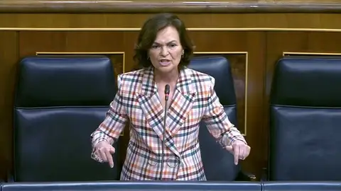 Rifirrafe entre Cayetana Álvarez de Toledo y Carmen Calvo:"Yo la invité a un café y me ofrece un circo" Rifirrafe entre Cayetana Álvarez de Toledo y Carmen Calvo:"Yo la invité a un café y me ofrece un circo"
