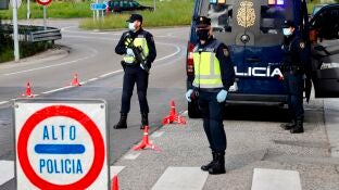 Control de la Polic&iacute;a Nacional en las carreteras