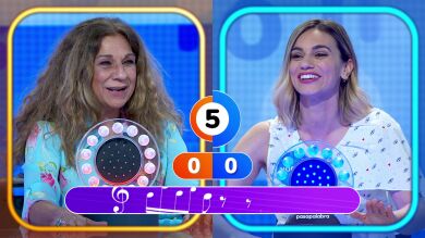 Lolita y Norma Ruiz forman un fantástico dúo cantando ‘Lágrimas negras’