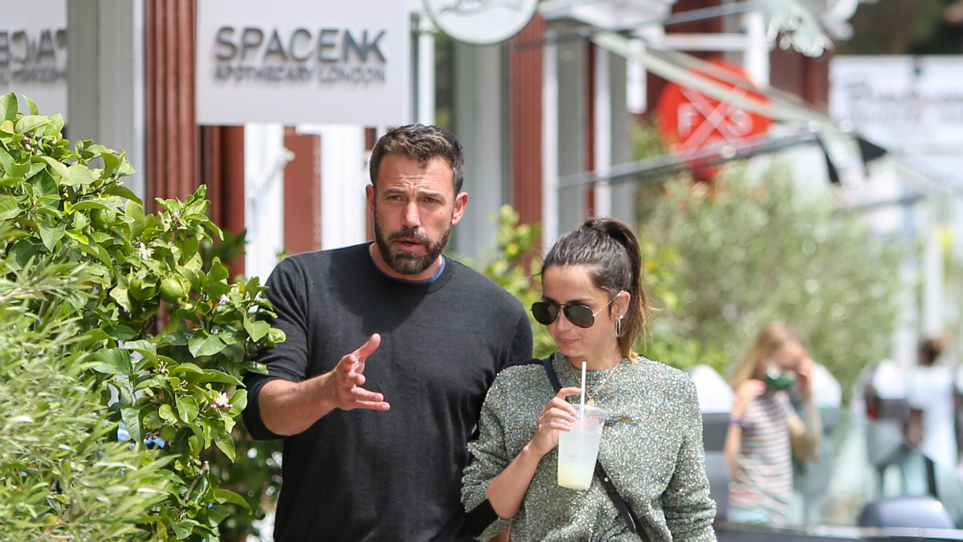 Ana de Armas y Ben Affleck