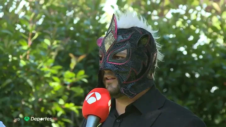 Black Avalon y Red Amethys, los gemelos enmascarados del Wrestling: "Cuando esto pase, te partiré la cara" Black Avalon y Red Amethys, los gemelos enmascarados del Wrestling: "Cuando esto pase, te partiré la cara"