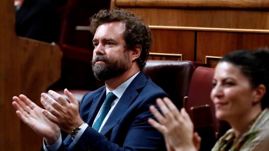 Los diputados de Vox Iv&aacute;n Espinosa de los Monteros y Macarena Olona