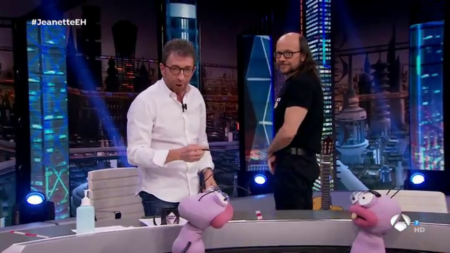 El culo de Santiago Segura, a debate en 'El Hormiguero 3.0': "&iexcl;No hay nada!"