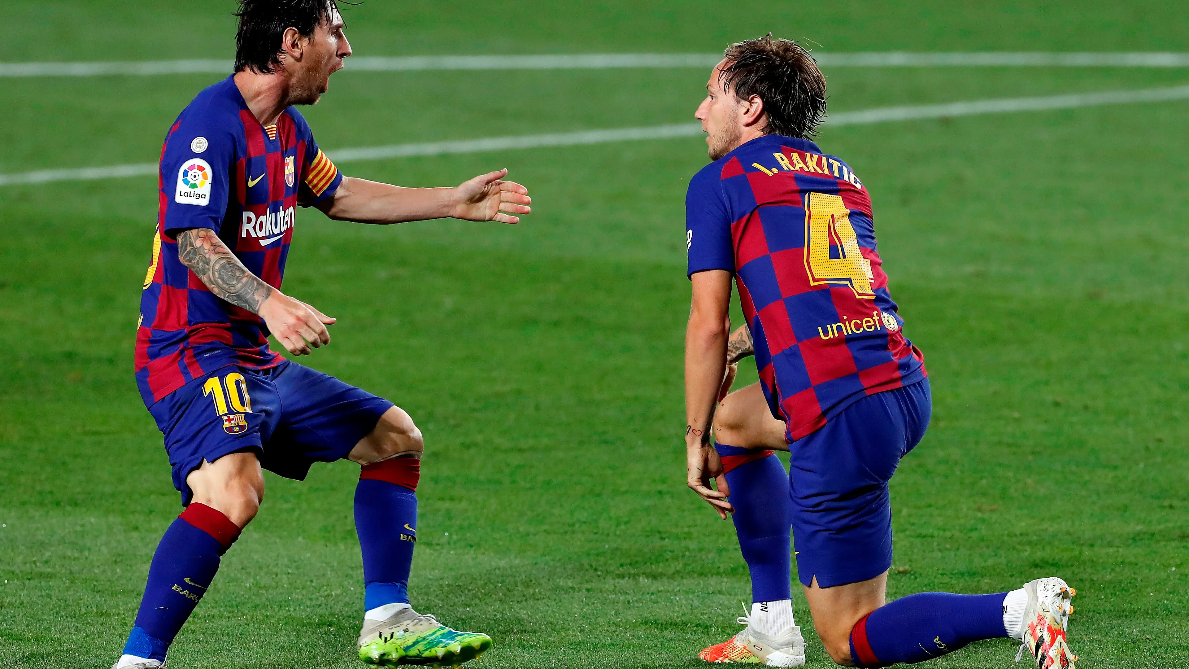 Messi y Rakitic celebran el &uacute;nico gol ante el Athletic