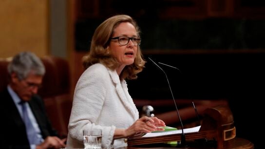 Nadia Calvi&ntilde;o, vicepresidenta econ&oacute;mica, en el pleno del Congreso