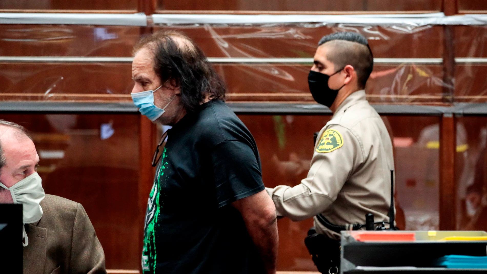 El actor porno Ron Jeremy en un juzgado de Los Ángeles El actor porno Ron Jeremy en un juzgado de Los Ángeles