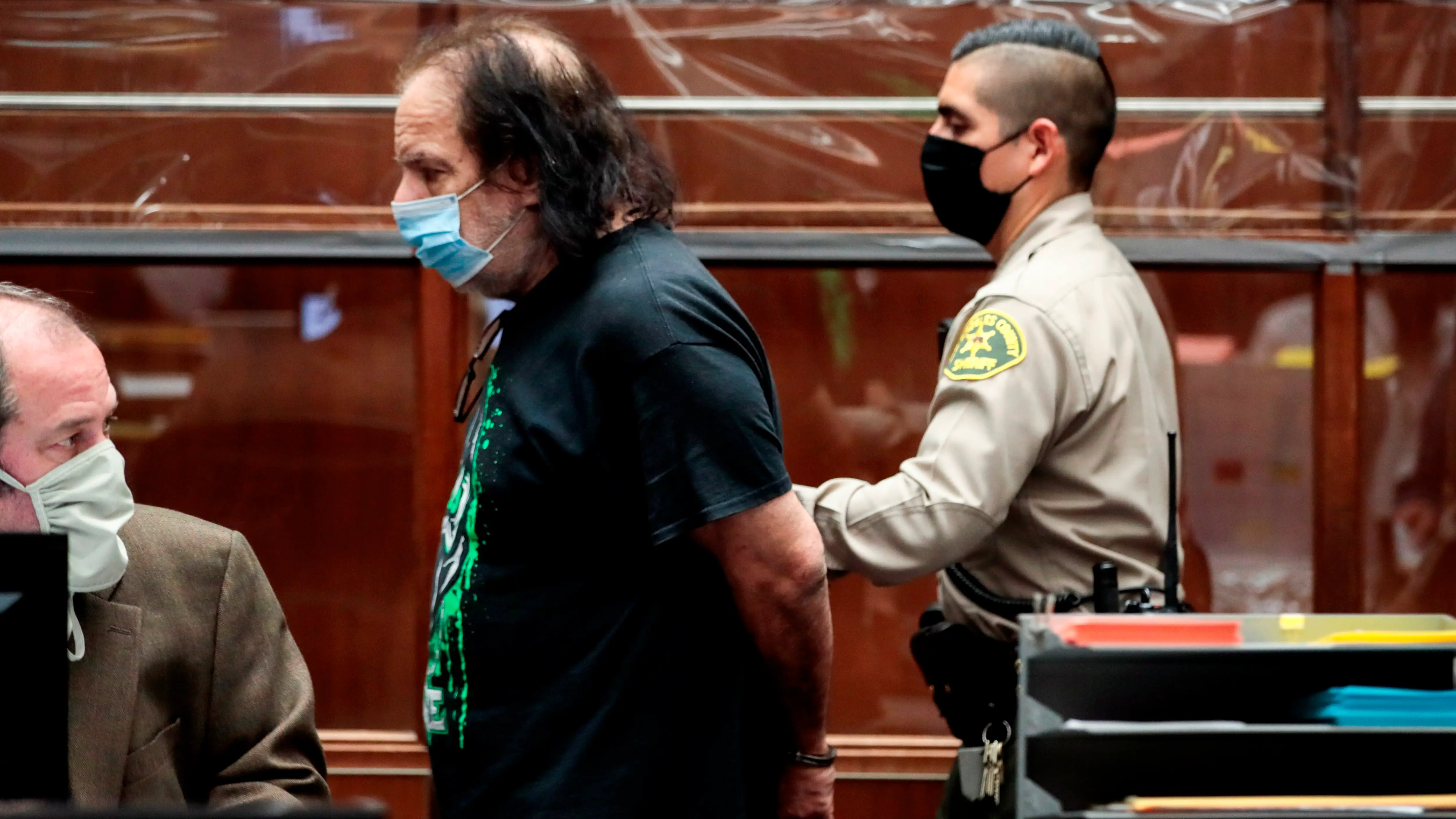 El actor porno Ron Jeremy en un juzgado de Los Ángeles El actor porno Ron Jeremy en un juzgado de Los Ángeles