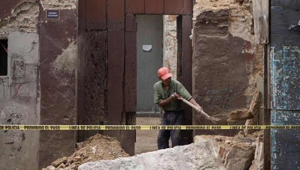 Así vivieron el terremoto los españoles residentes en México: "El edificio se ha movido de un lado a otro"