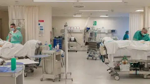 UCI HOSPITAL SESCAM Pacientes graves