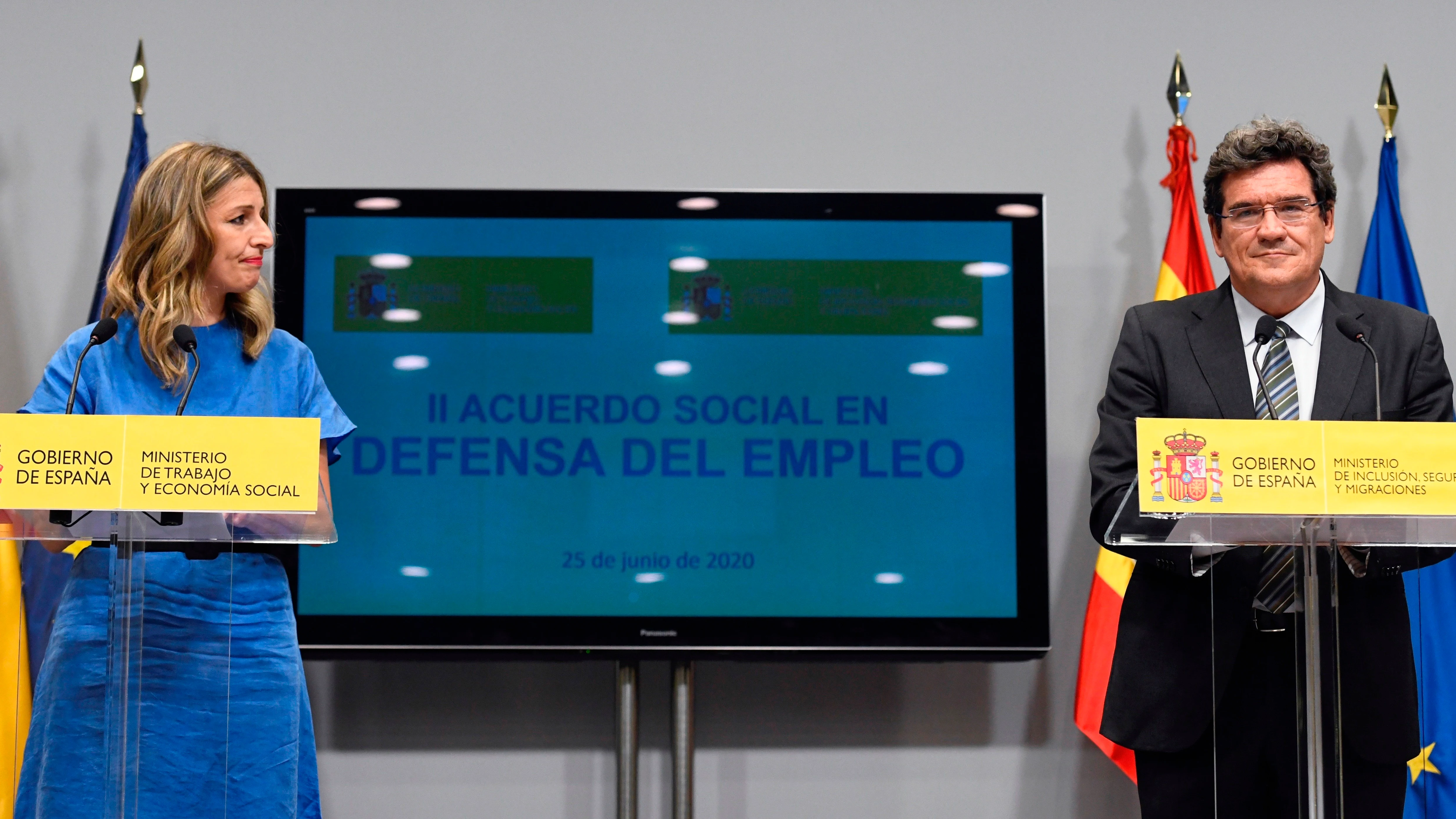 La ministra de Trabajo, Yolanda Díaz, y el ministro de Inclusión, Seguridad Social y Migraciones, José Luis Escrivá La ministra de Trabajo, Yolanda Díaz, y el ministro de Inclusión, Seguridad Social y Migraciones, José Luis Escrivá